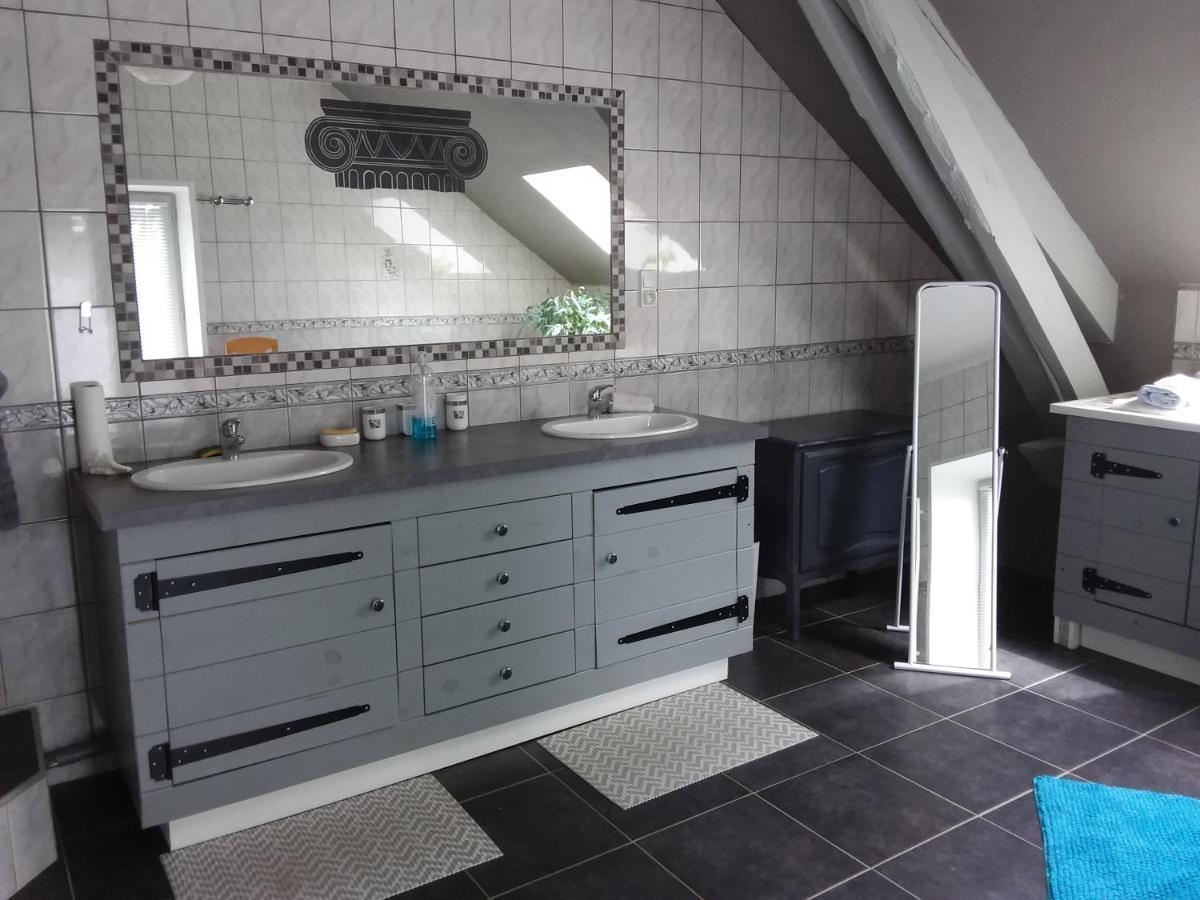 Gite De La Maison Bleue Villa Mirandol-Bourgnounac Kültér fotó